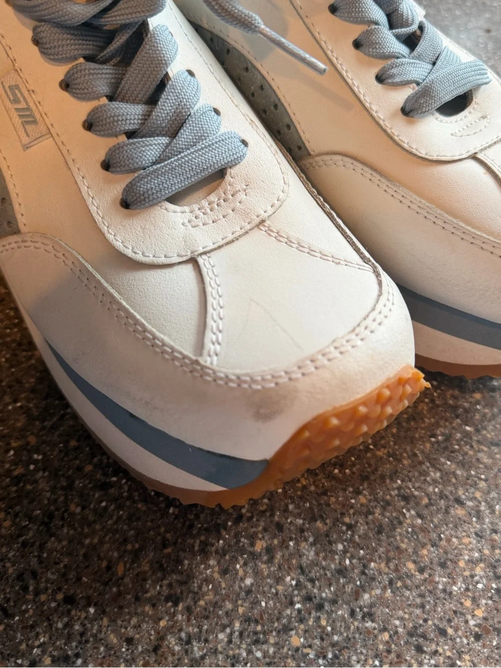Steve Madden Women’s Platform Sneakers White Gray Gum Sole Size 6.5